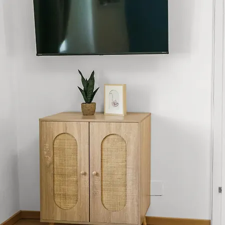 Perfekt Fuer 1 Bis 3 Naechte Oder Projektaufenthalte Apartment Wiener Neustadt