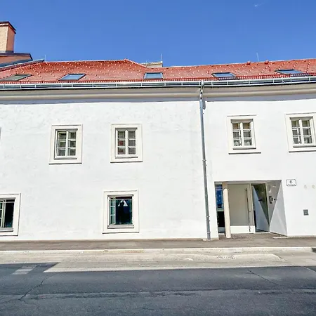 Perfekt Fuer 1 Bis 3 Naechte Oder Projektaufenthalte Wiener Neustadt